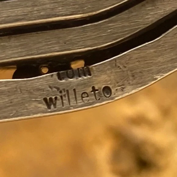 NAVAJO CUFF BRACELET by Tom Willeto, signed, sterling silver and turquoise - Picture 16 of 17